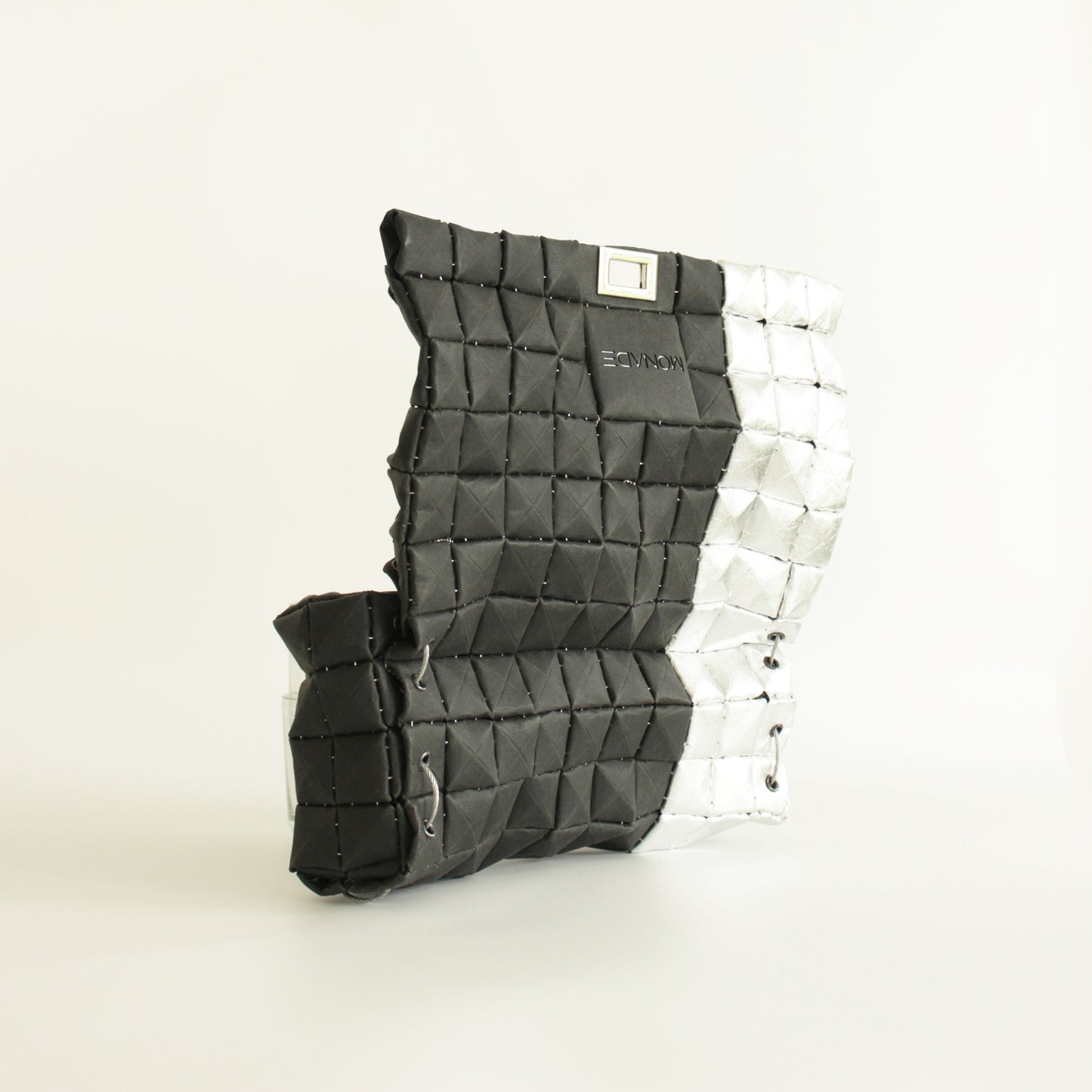 POUCH BAG DUO BLACK & SILVER