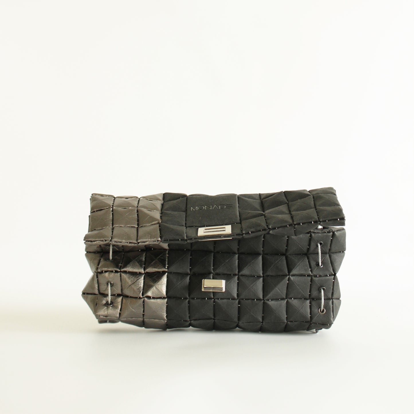 POUCH BAG DUO BLACK & PEWTER