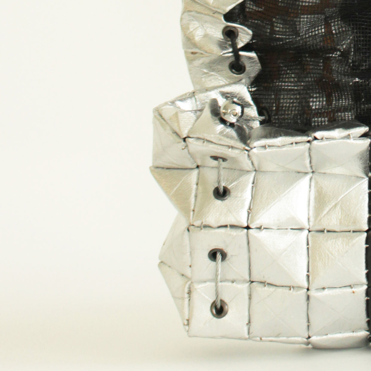POUCH BAG SHINE SILVER