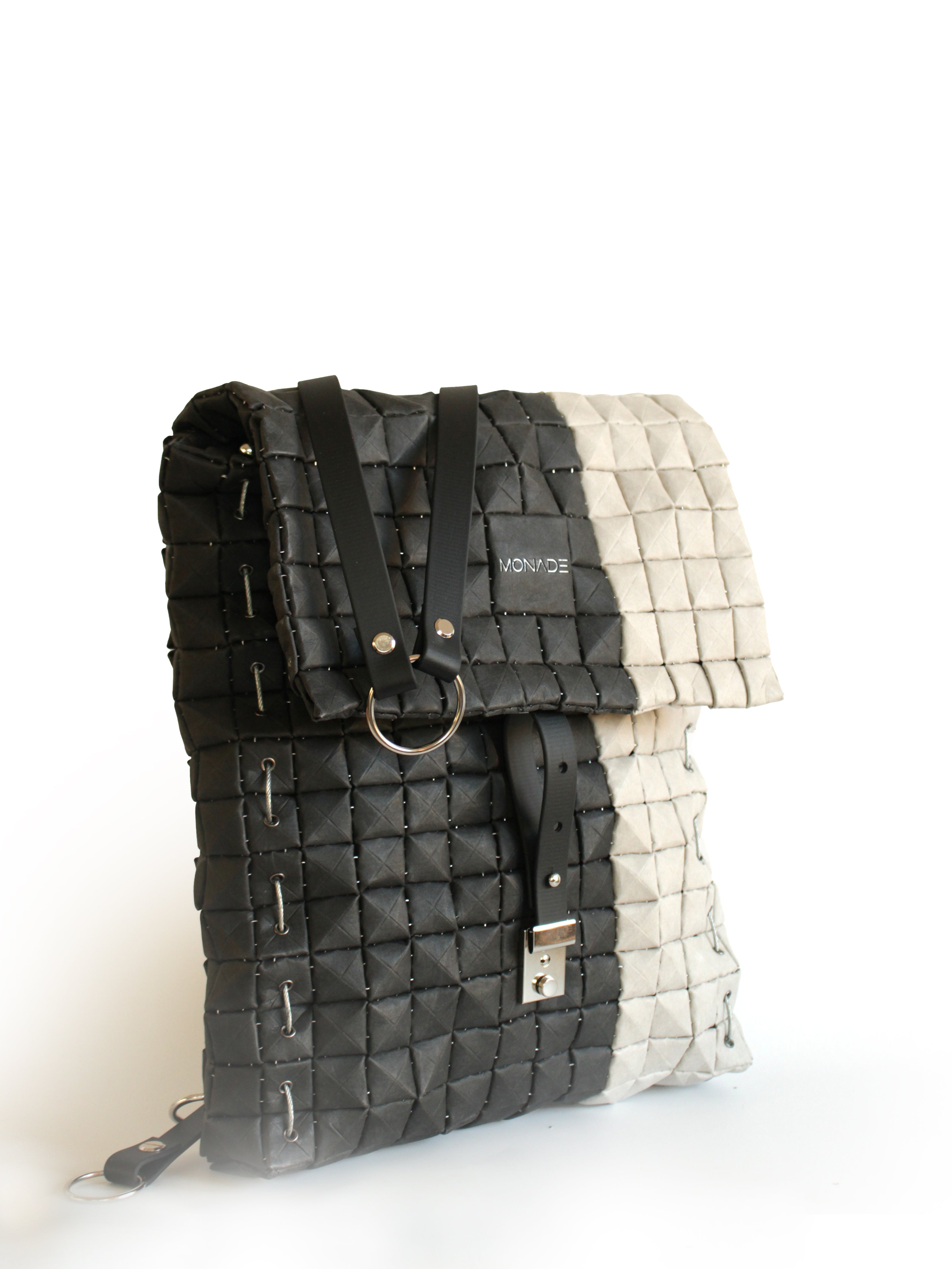 BACKPACK REGULAR BLACK & STONE