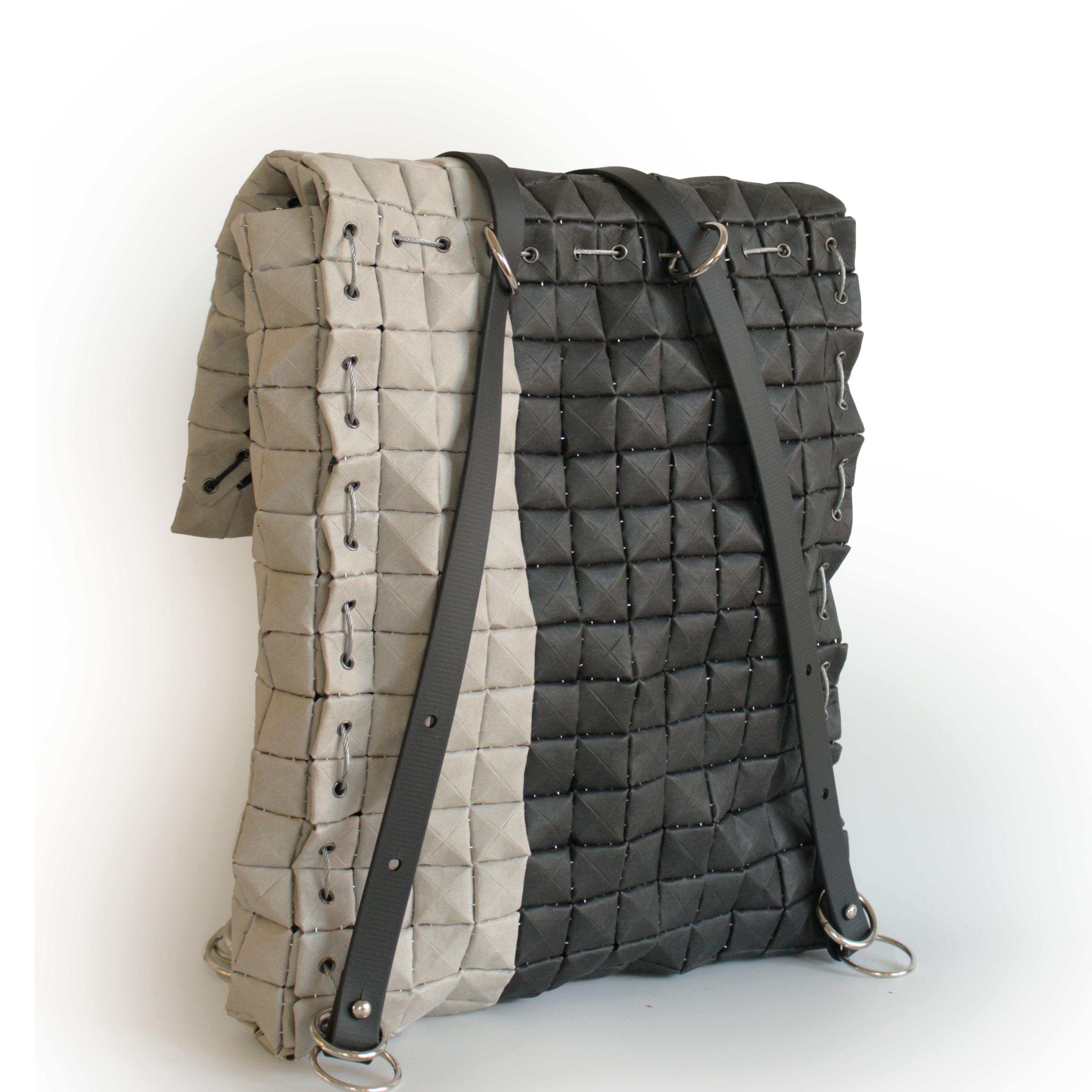 BACKPACK REGULAR BLACK & STONE