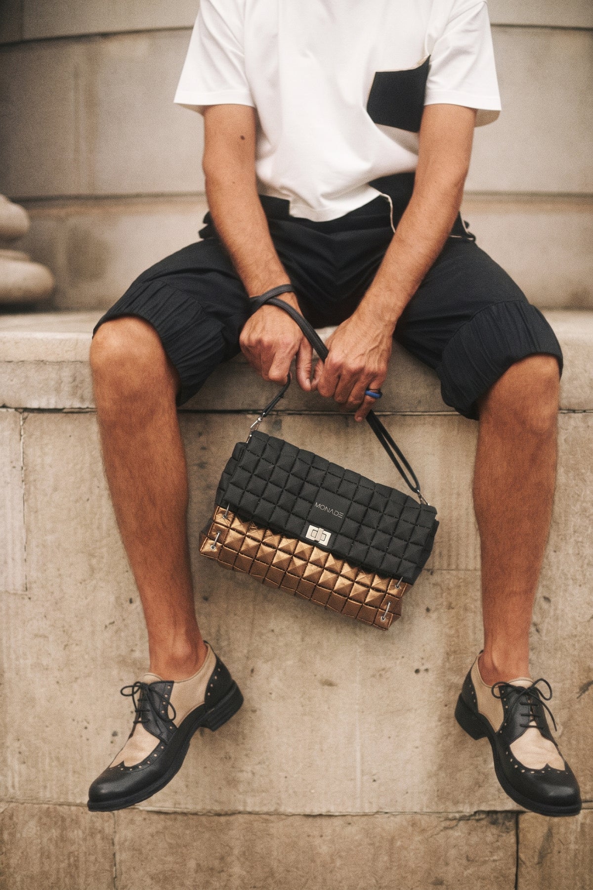 CLUTCH BAG DUO BLACK & BRONZE