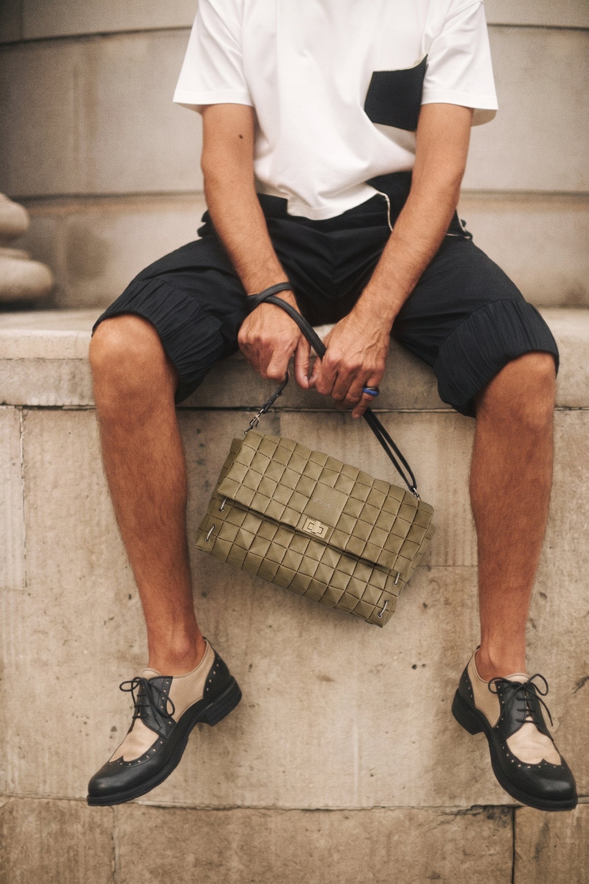 CLUTCH BAG MATTE TAIGA
